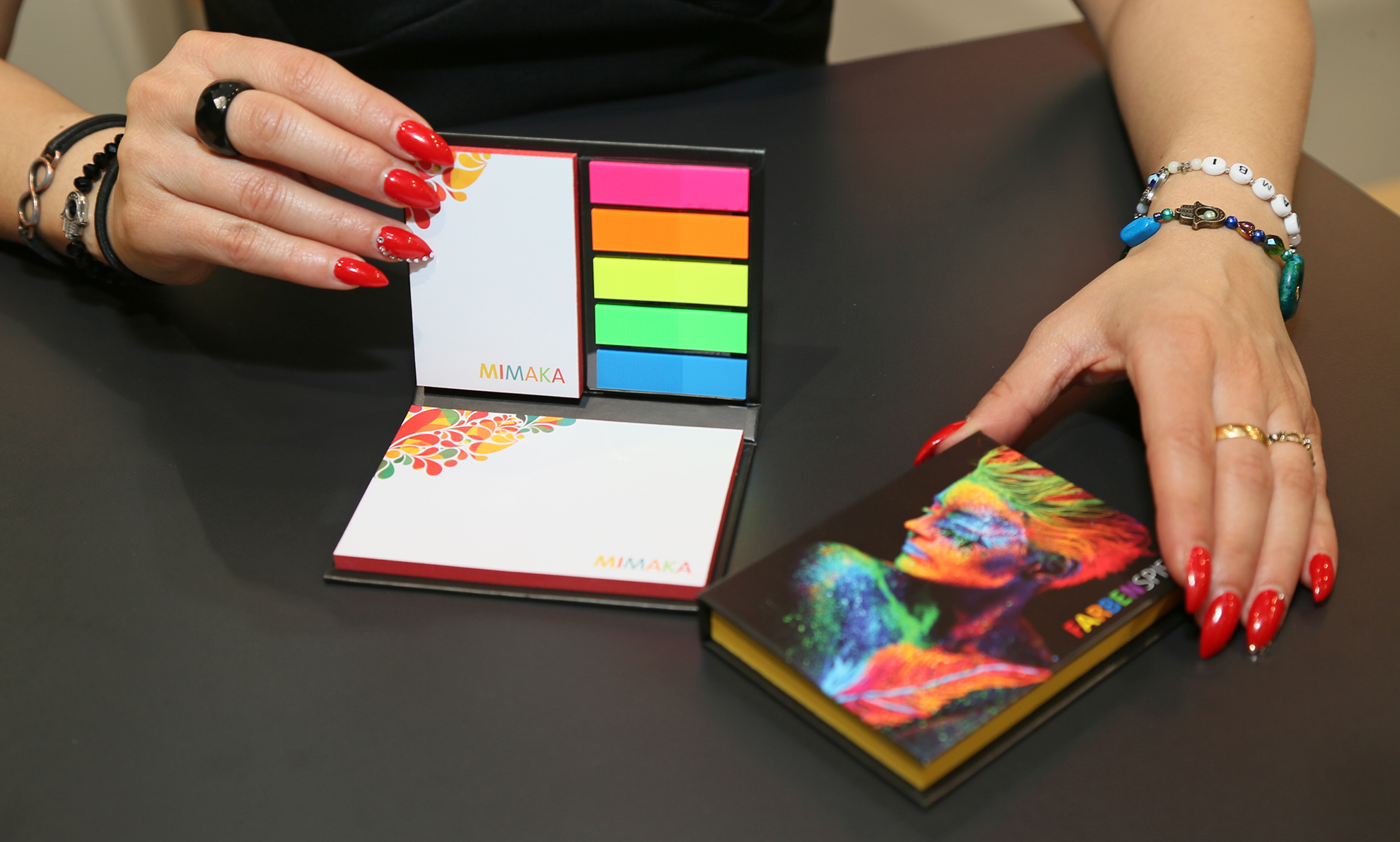 Haftnotizen Farb- und Größen-variiert